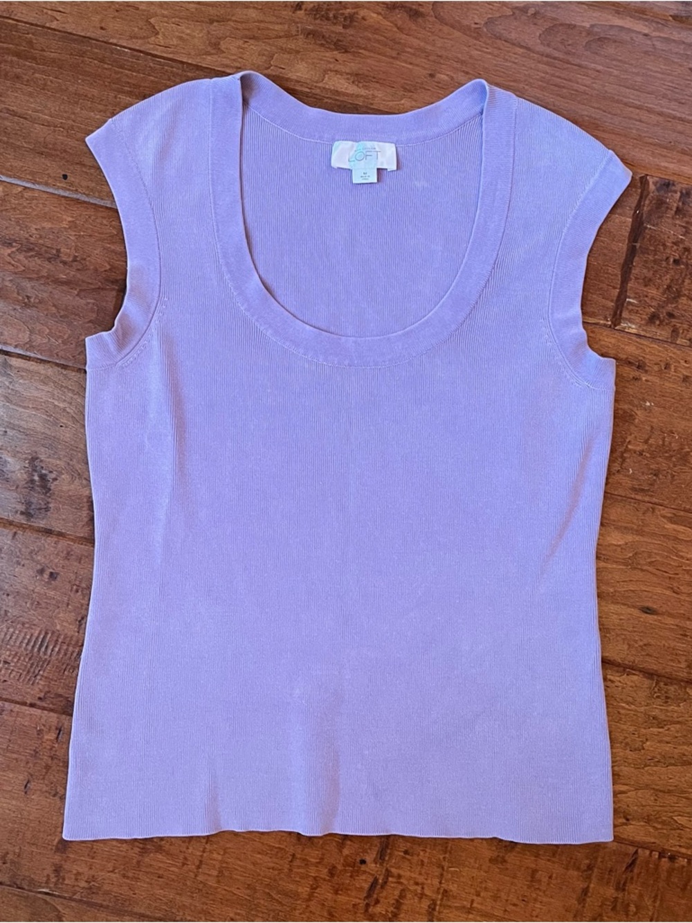 LOFT Lavender Scoop Neck Cap Sleeve Tank Silk Blend Medium